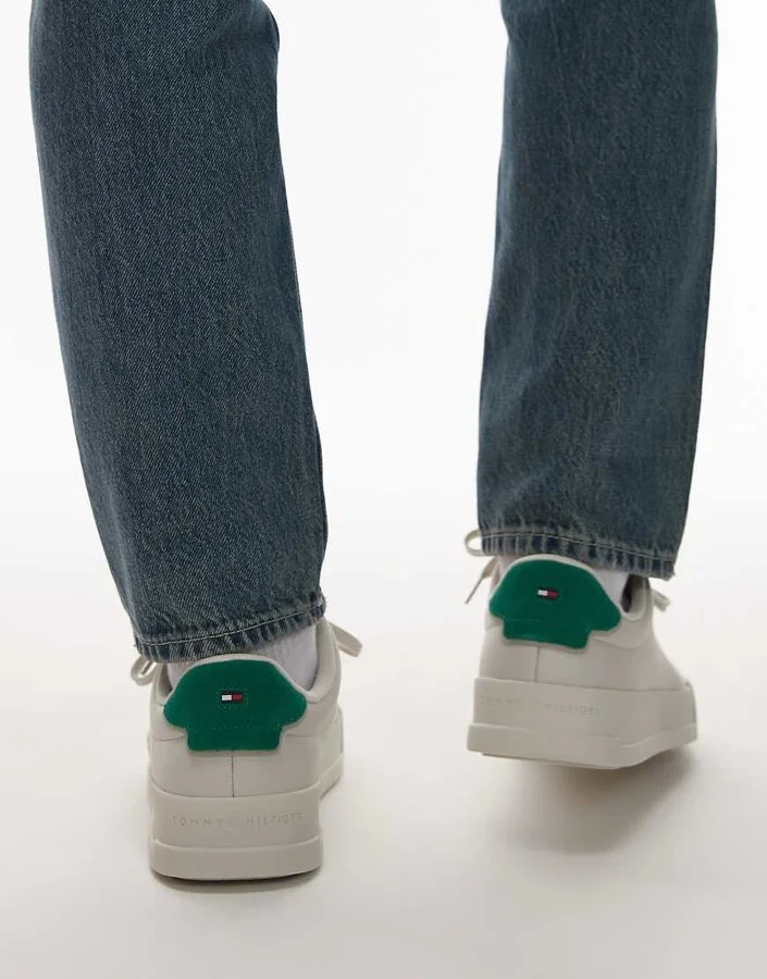 Tommy Hilfiger leather court sneakers in off white and green - Image 3