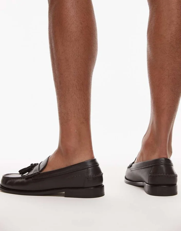 Tommy Hilfiger tassel leather loafers in black - Image 3