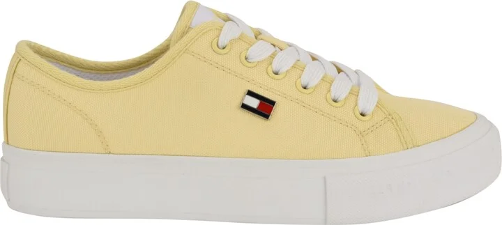 Tommy Hilfiger Women's Aressa Flag Lace-Up Sneakers - Image 6