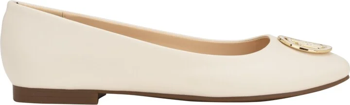 Tommy Hilfiger Women's Ganimay Classic Ballet Flats - Image 10