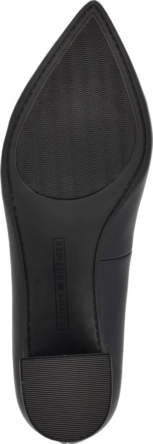 Tommy Hilfiger Women's Nanya Block Heel Classic Pumps - Image 9