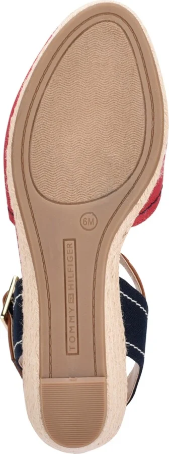 Tommy Hilfiger Women's Nilsa Closed Toe Espadrille Wedge Sandal - Image 9