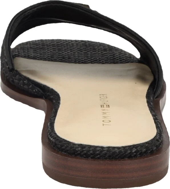 Tommy Hilfiger Women's Tanyha Casual Flat Sandals - Image 7