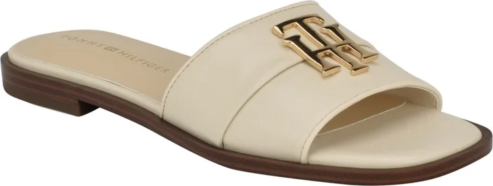 Tommy Hilfiger Women's Tanyha Casual Flat Sandals