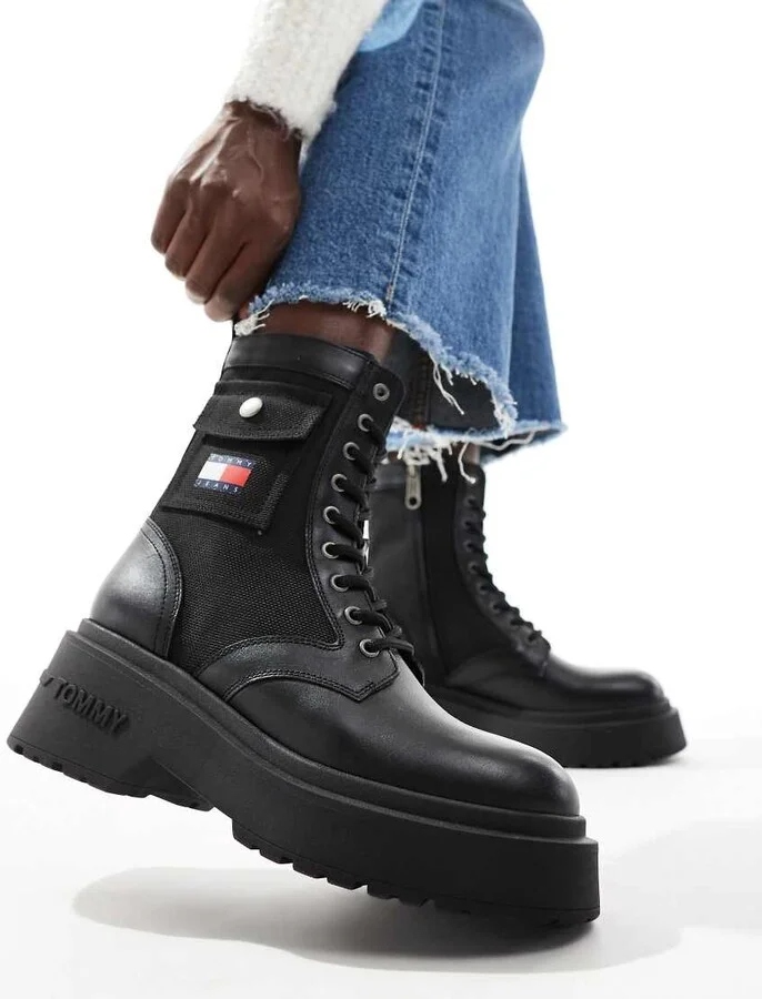 Tommy Jeans chunky combat lace boots in black - Image 4