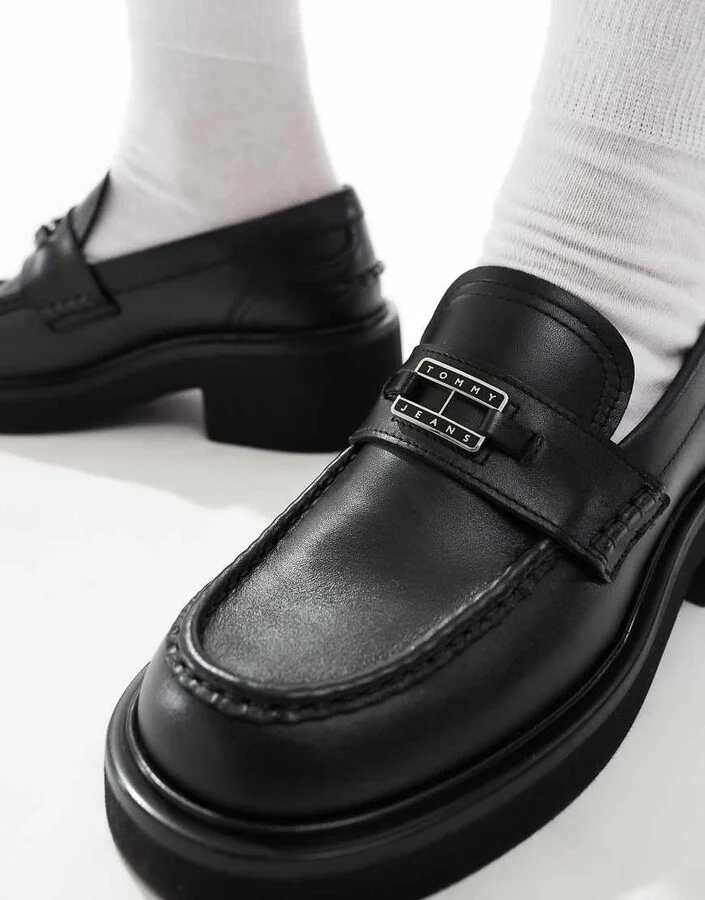 Tommy Jeans chunky heeled loafers in black - Image 2
