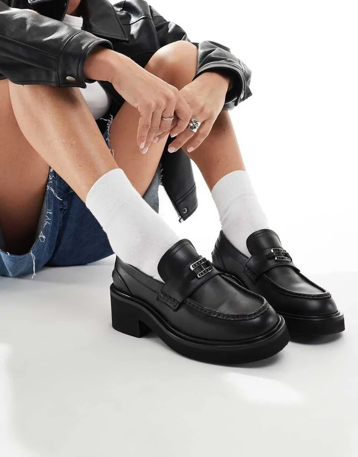 Tommy Jeans chunky heeled loafers in black - Image 4