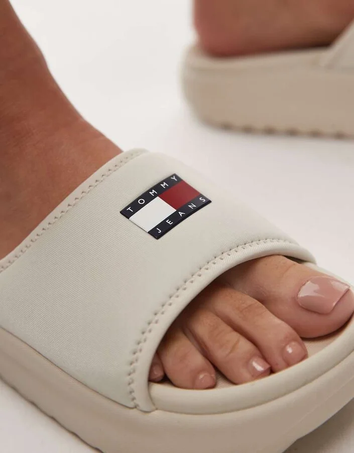 Tommy Jeans comfy pool slides in off white - Image 2