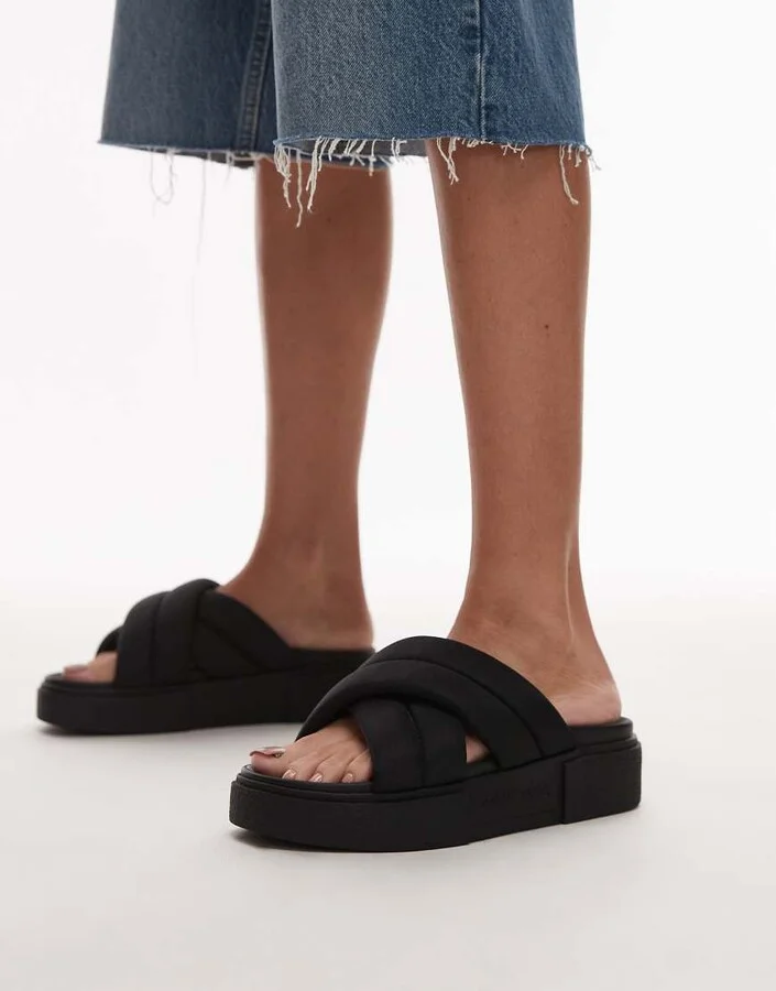 Tommy Jeans flatform sandals in black