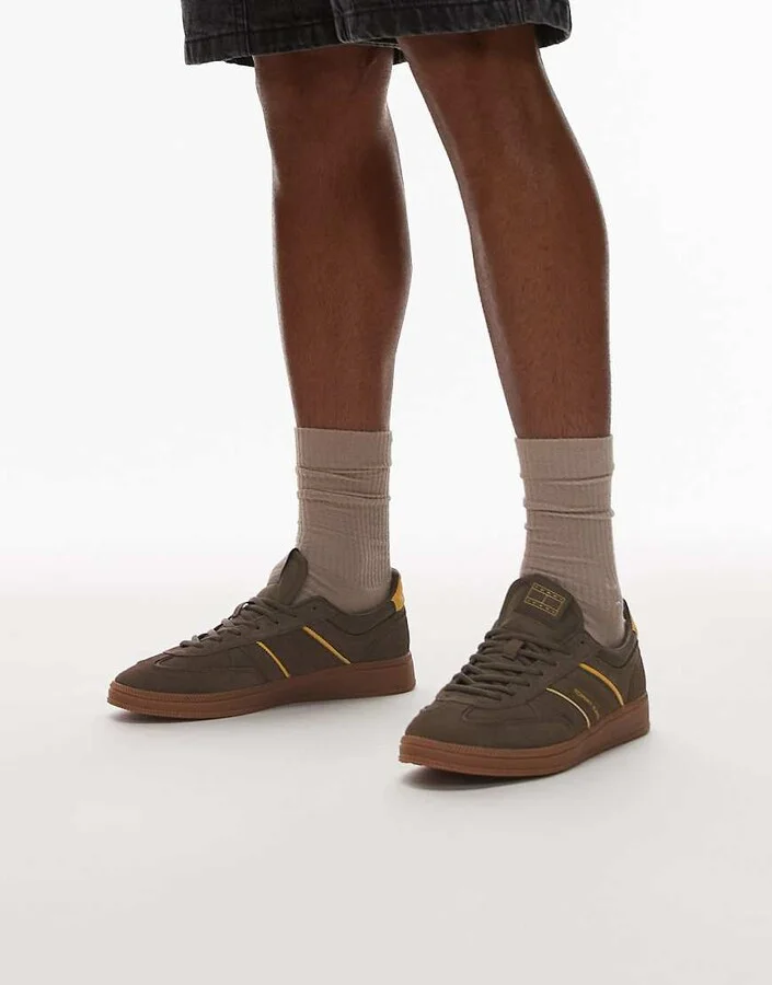 Tommy Jeans Greenwich sneakers in tan