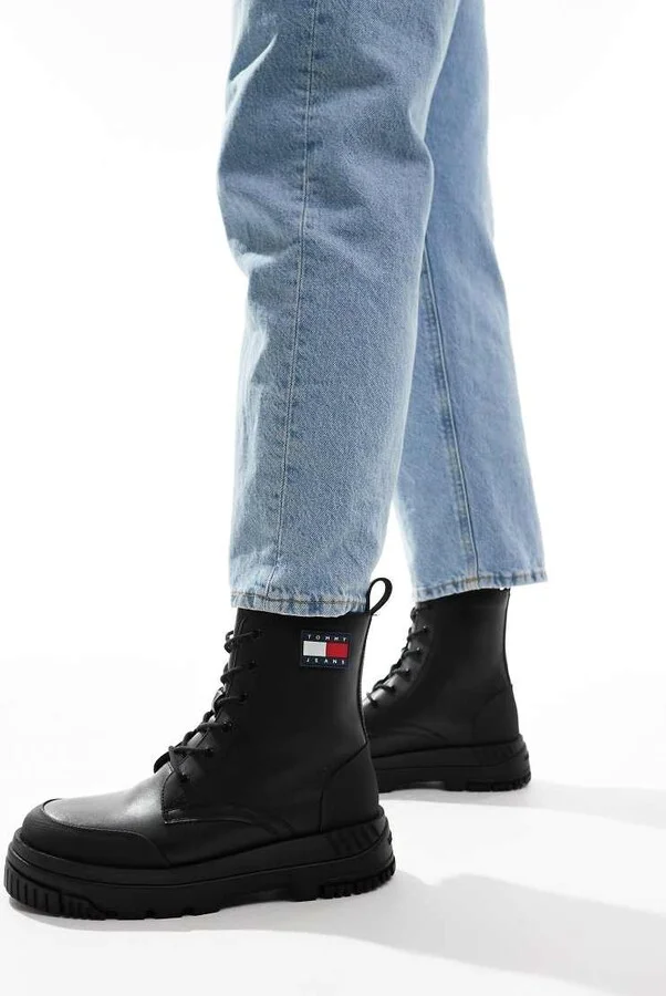 Tommy Jeans lace up chunky leather boots in black - Image 3