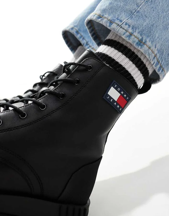 Tommy Jeans lace up chunky leather boots in black - Image 4