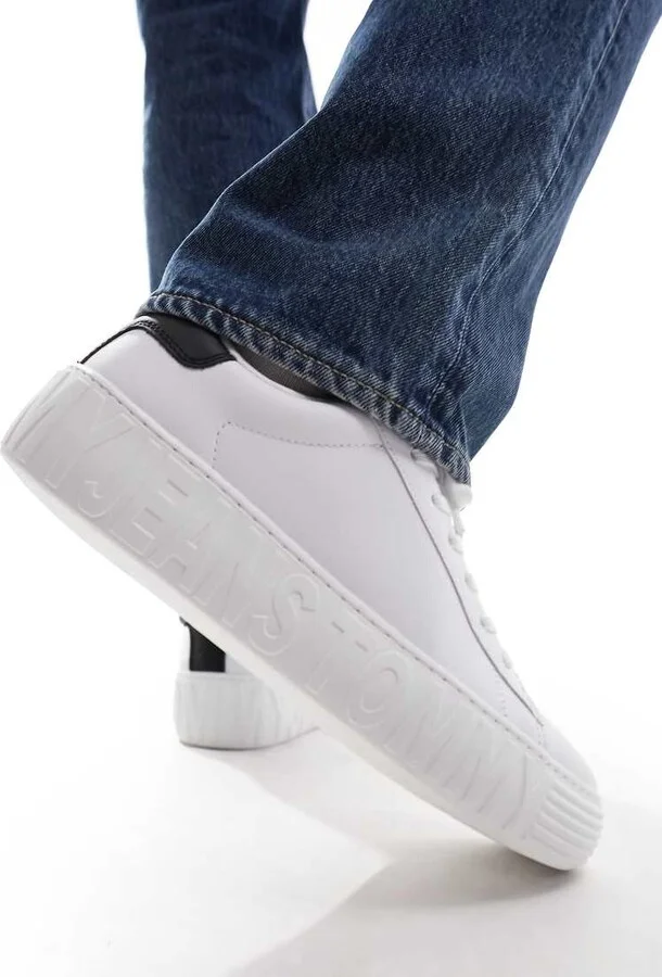 Tommy Jeans leather outsole sneakers in white - Image 3