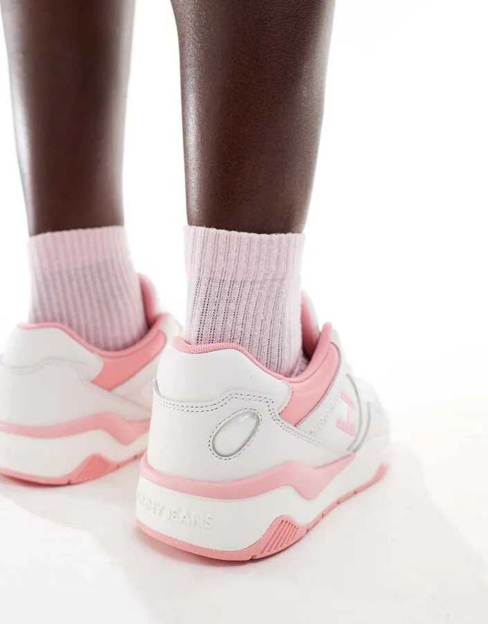 Tommy Jeans new basketball sneakers in pink - Image 4