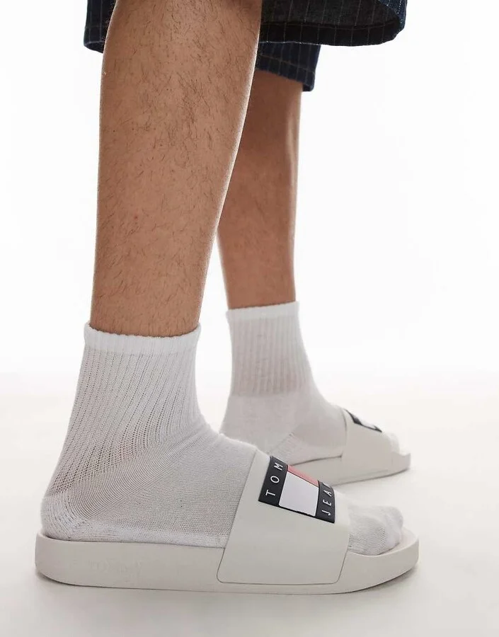 Tommy Jeans slides in white - Image 3