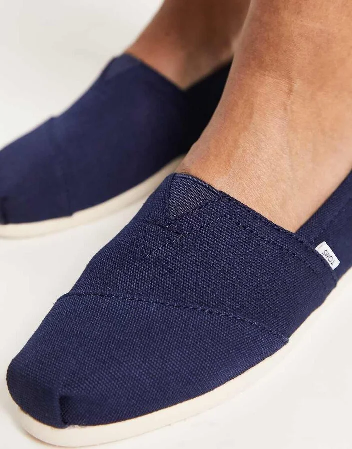 Toms Alpargata espadrilles in navy - Image 2