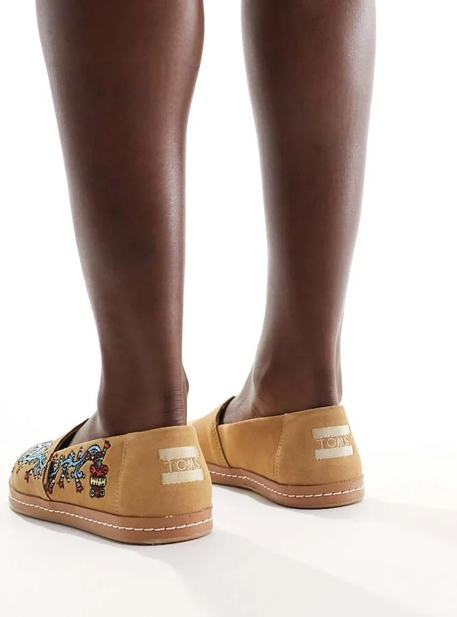 Toms Alpargata espadrilles in tan floral embroidery - Image 3