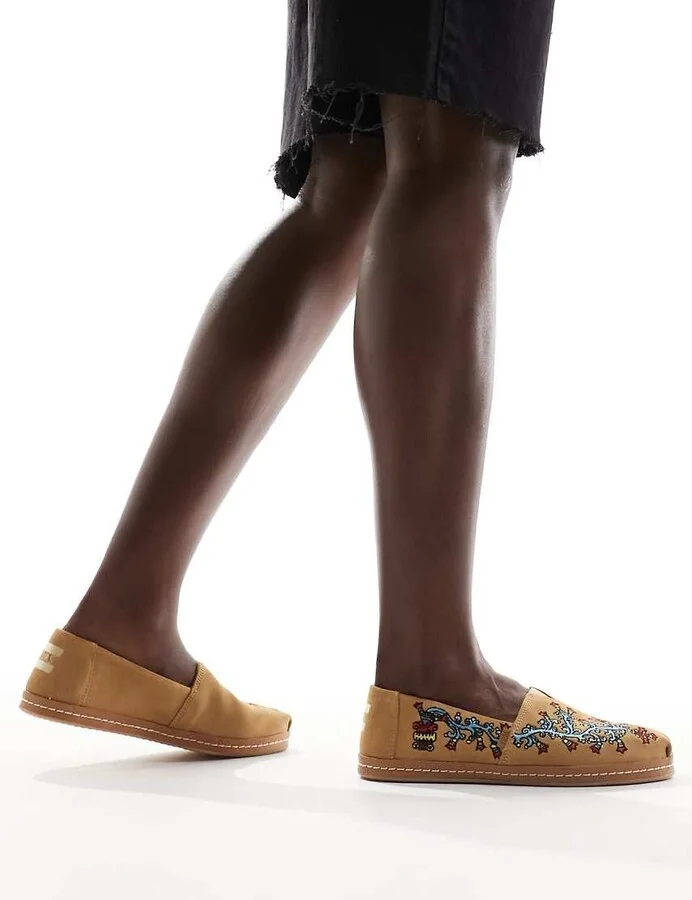 Toms Alpargata espadrilles in tan floral embroidery - Image 4