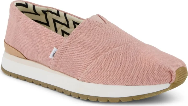 Toms Women's Resident Plus Almond Toe Sneakers