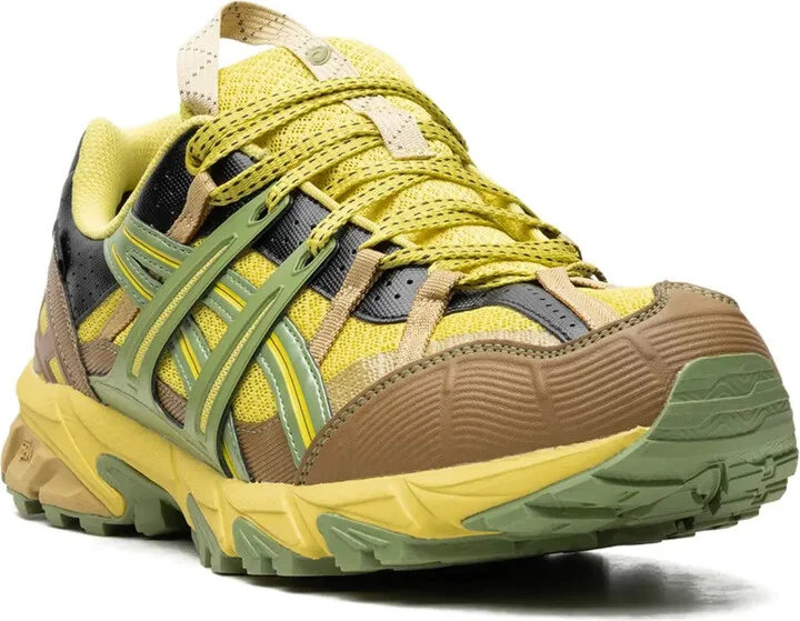Tonal Low-Top Sneakers - Image 2