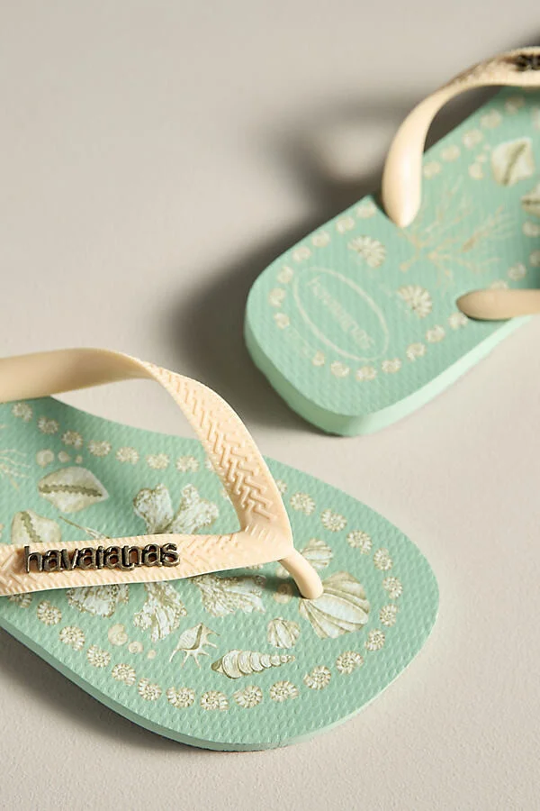 Top Tropical Flip Flops - Image 3