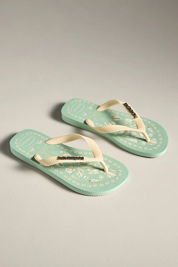 Top Tropical Flip Flops