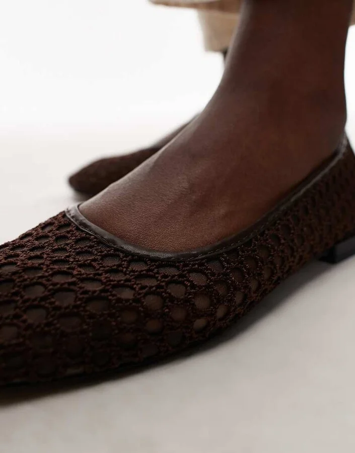 Topshop Amara crochet mesh ballet in chocolate - Image 4