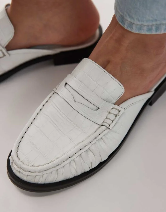 Topshop Anna leather flat shoe mules in white - Image 2