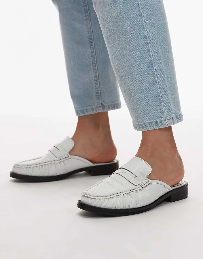 Topshop Anna leather flat shoe mules in white