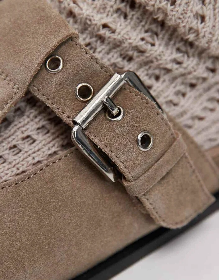 Topshop Annie leather buckle clogs in taupe suede - Image 4