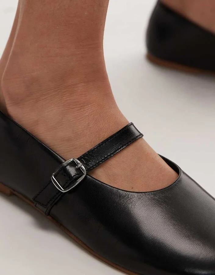 Topshop Ash leather ruched ballet flat shoes with buckle in black - Image 2