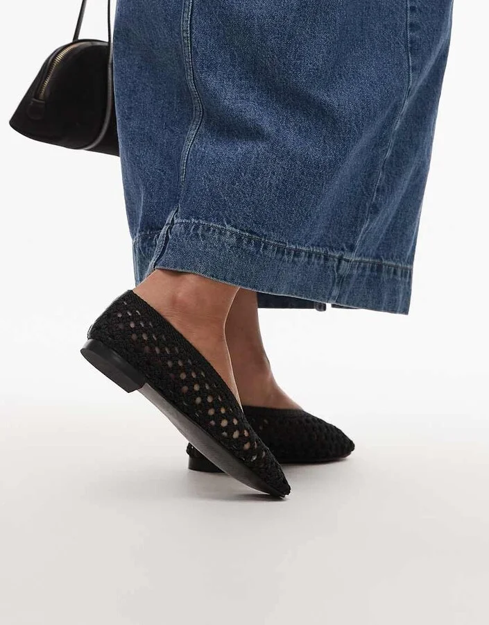 Topshop Beatti woven flat shoes in black - Image 3