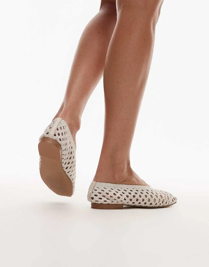 Topshop Beatti woven flat shoes in off white - Image 2