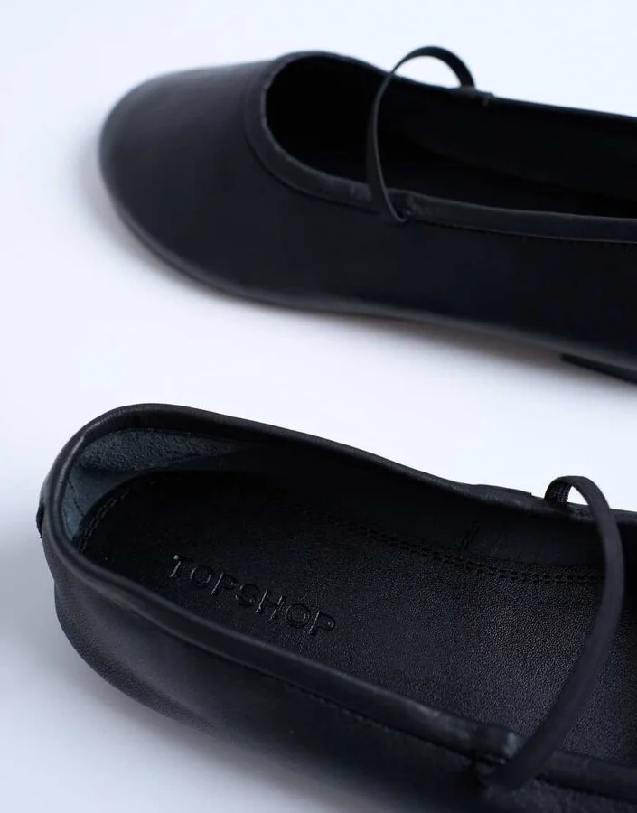Topshop Brad leather ballerina flats with elastic strap in black - Image 3