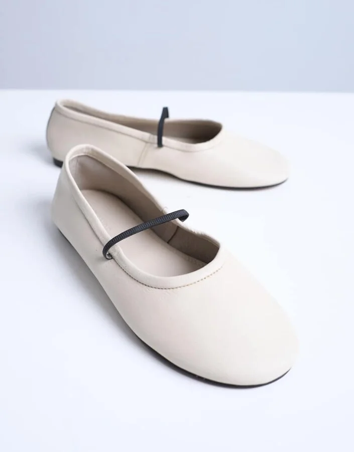 Topshop Brad leather ballerina flats with elastic strap in off white