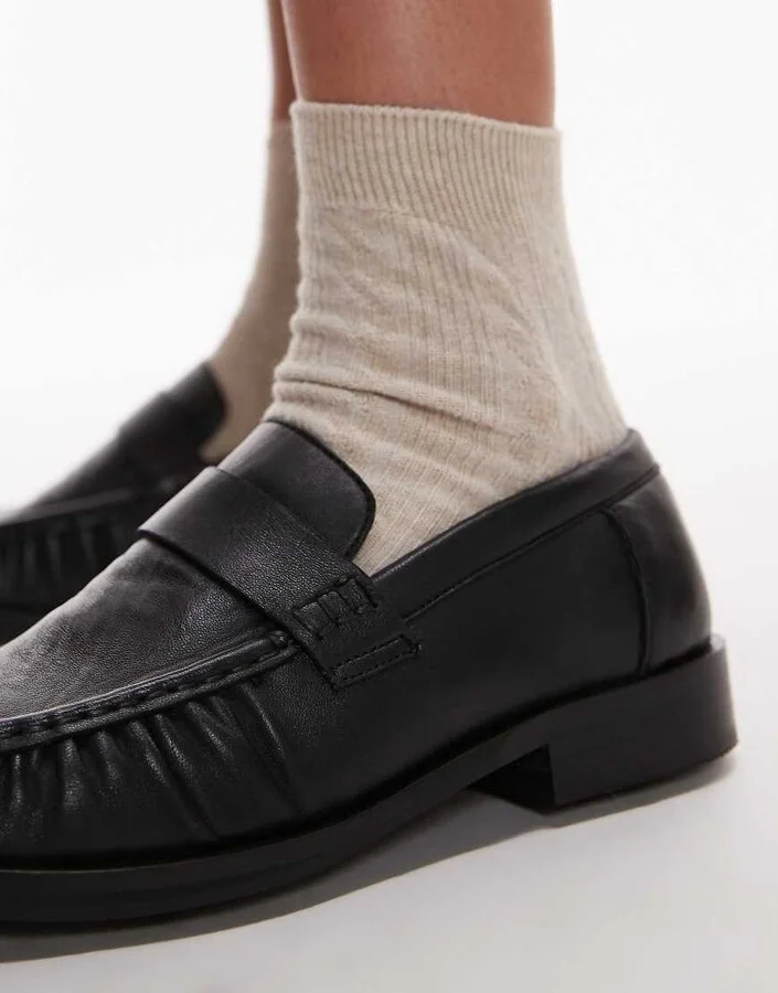 Topshop Carey real leather loafers with ruched detail in black - Image 3