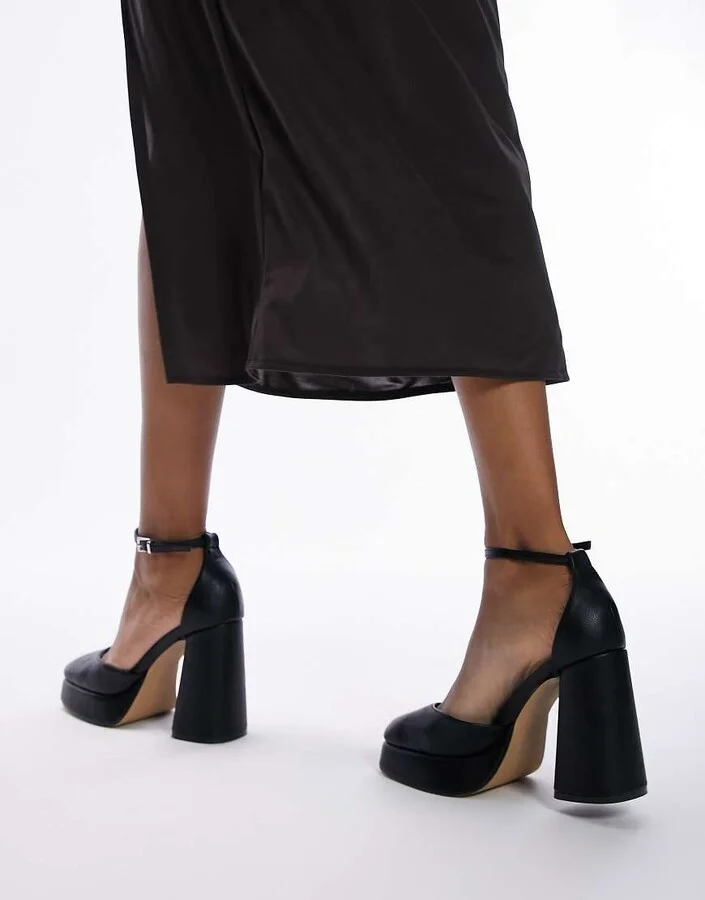 Topshop Daphne round toe heeled shoe in black - Image 4