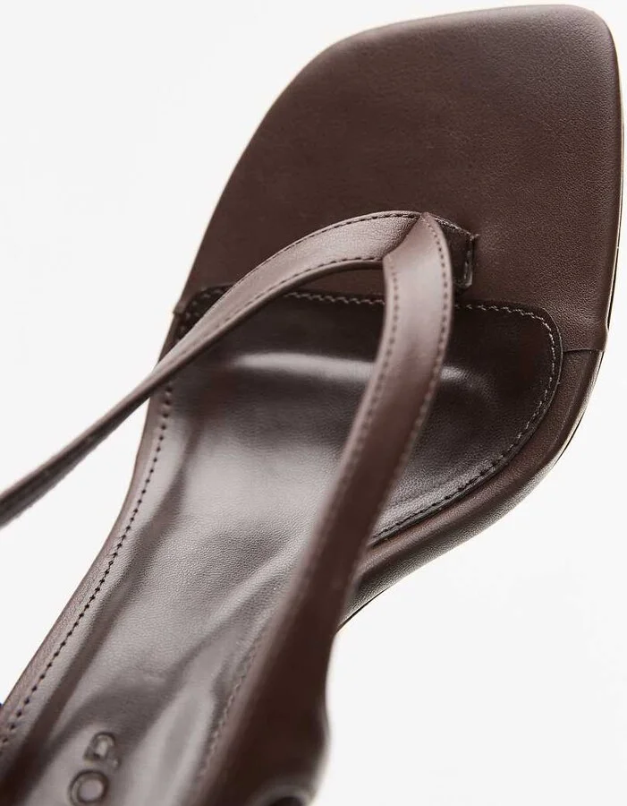Topshop Farley toe thong heeled sandal in chocolate - Image 3