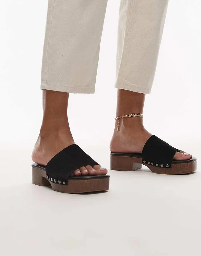 Topshop Hamilton suede clogs with studs in black - Image 4