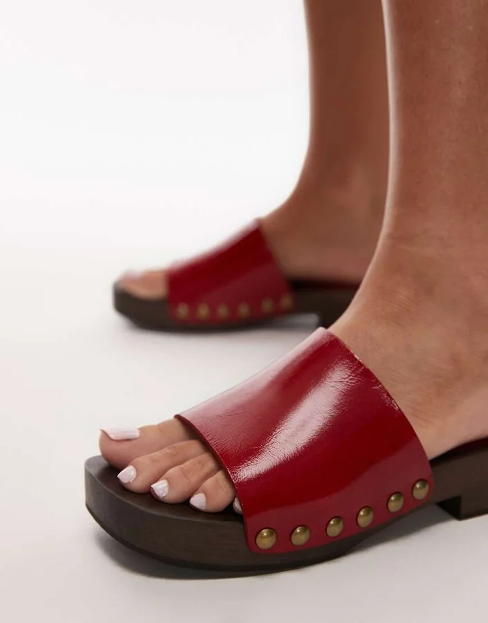 Topshop Harley premium leather wooden clogs in red - Image 4