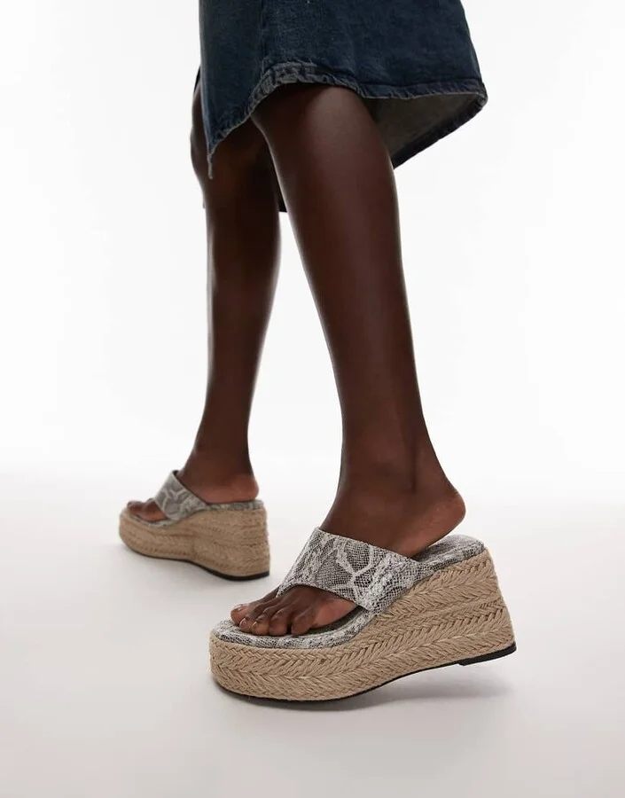 Topshop Heidi toe thong espadrille wedges in snake - Image 4
