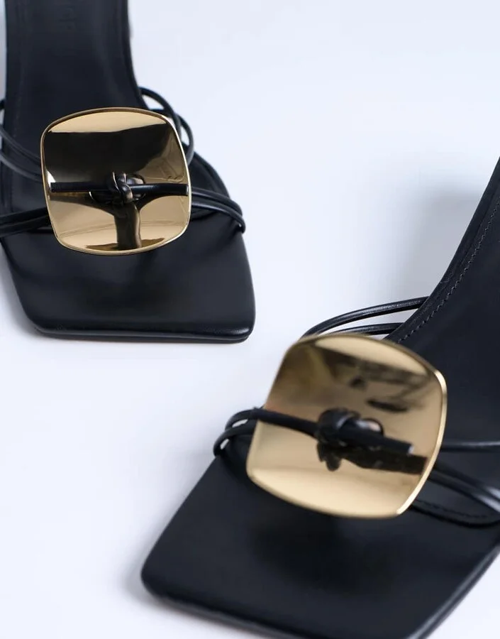 Topshop Ilaria kitten heeled sandal with metal trim in black - Image 4