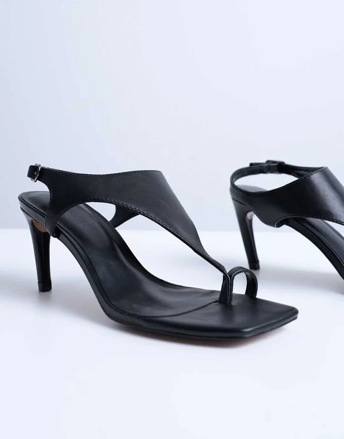 Topshop Iman toe loop heeled sandals in black - Image 2