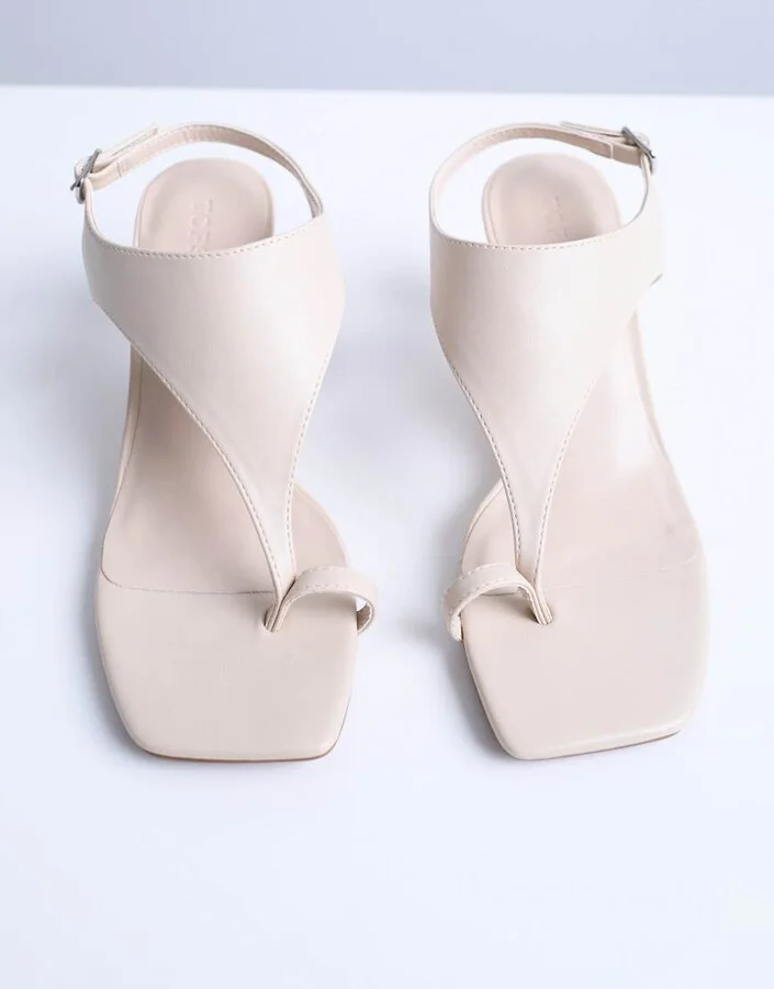 Topshop Iman toe loop heeled sandals in off white - Image 4