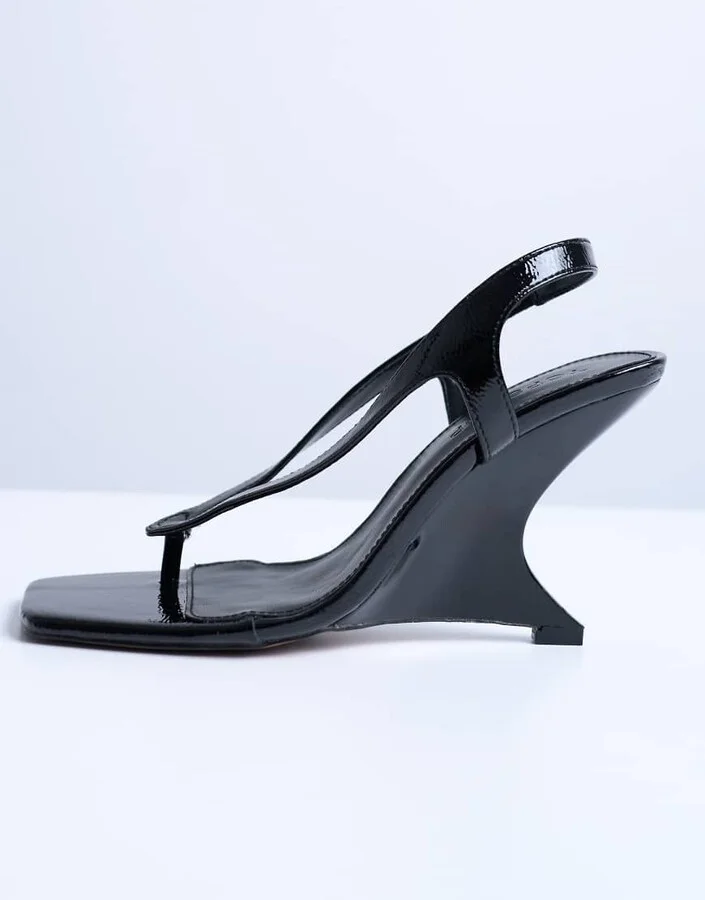Topshop Indie wedge sandals in black - Image 4