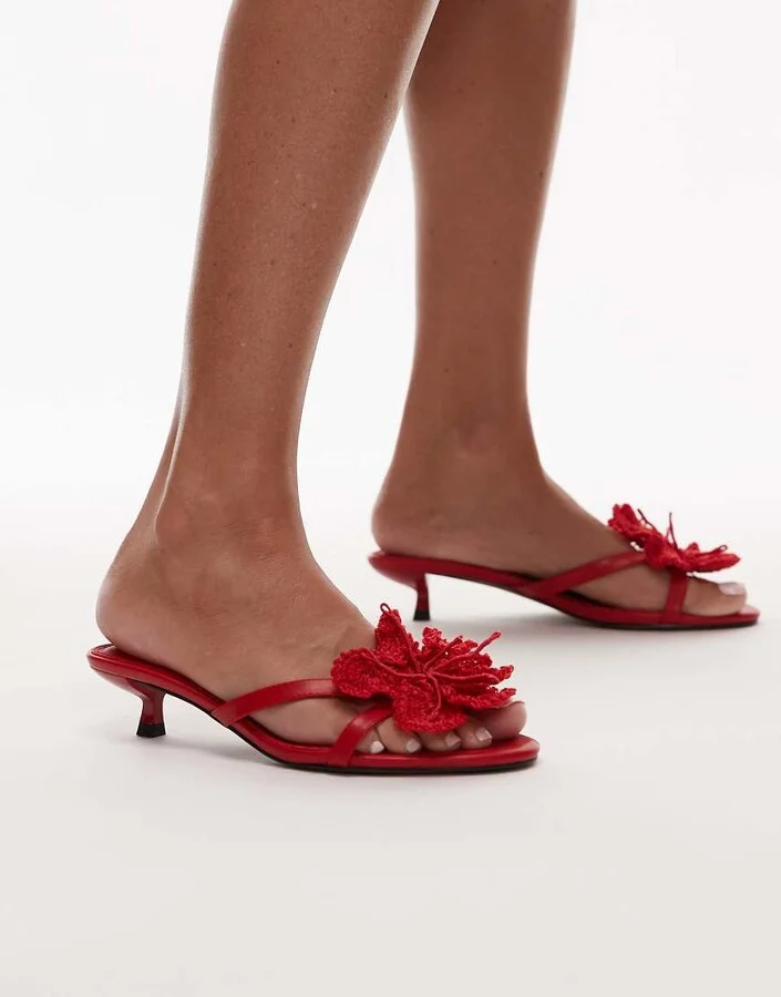 Topshop Ish kitten heeled sandals with knit flowers in red - Image 2