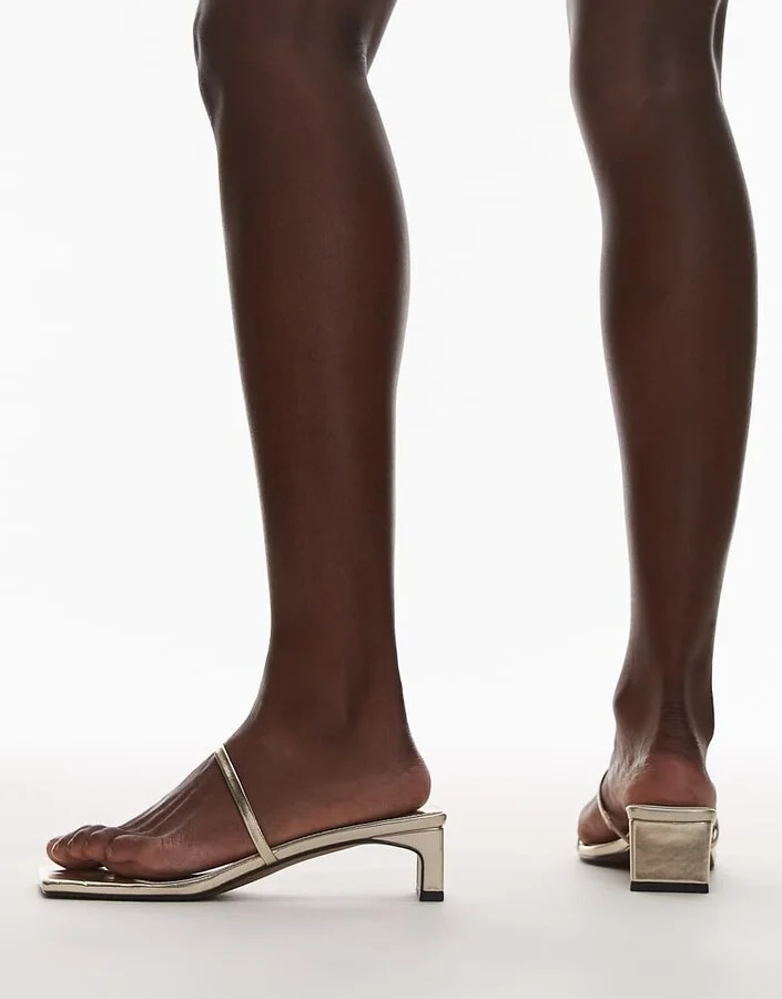 Topshop Ivy mid heeled sandals in gold - Image 3