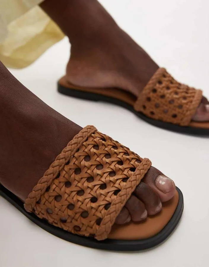 Topshop Jackie woven flat sandals in tan - Image 3