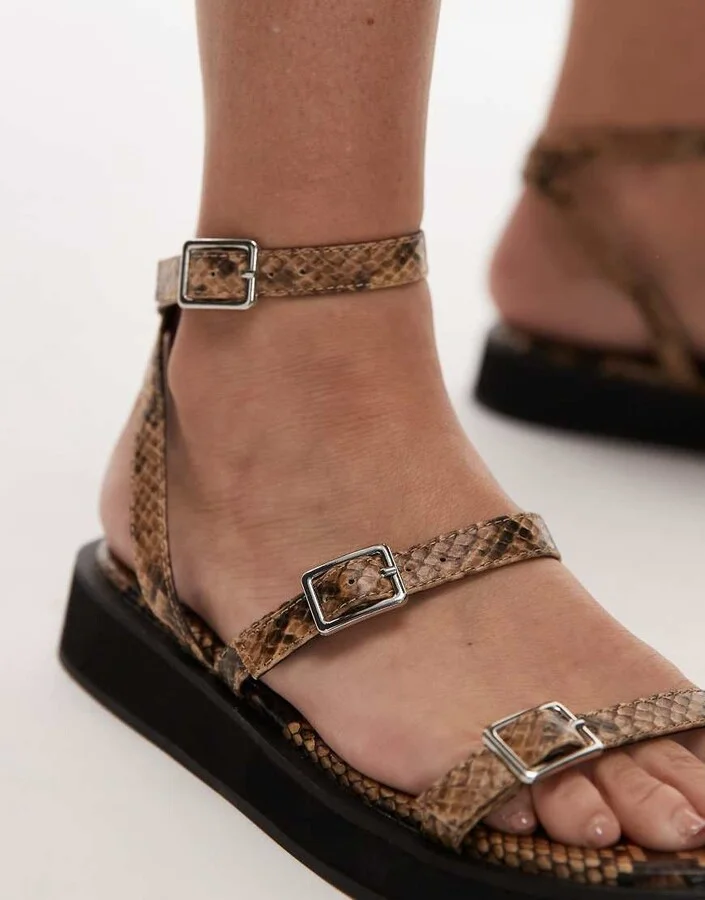 Topshop Jake buckle sandals in snake print - Image 4