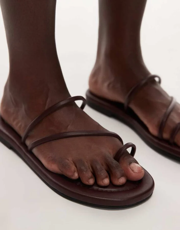 Topshop Jasper minimal sandals in burgundy - Image 2